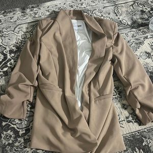 Fashion Nova light brown blazer
